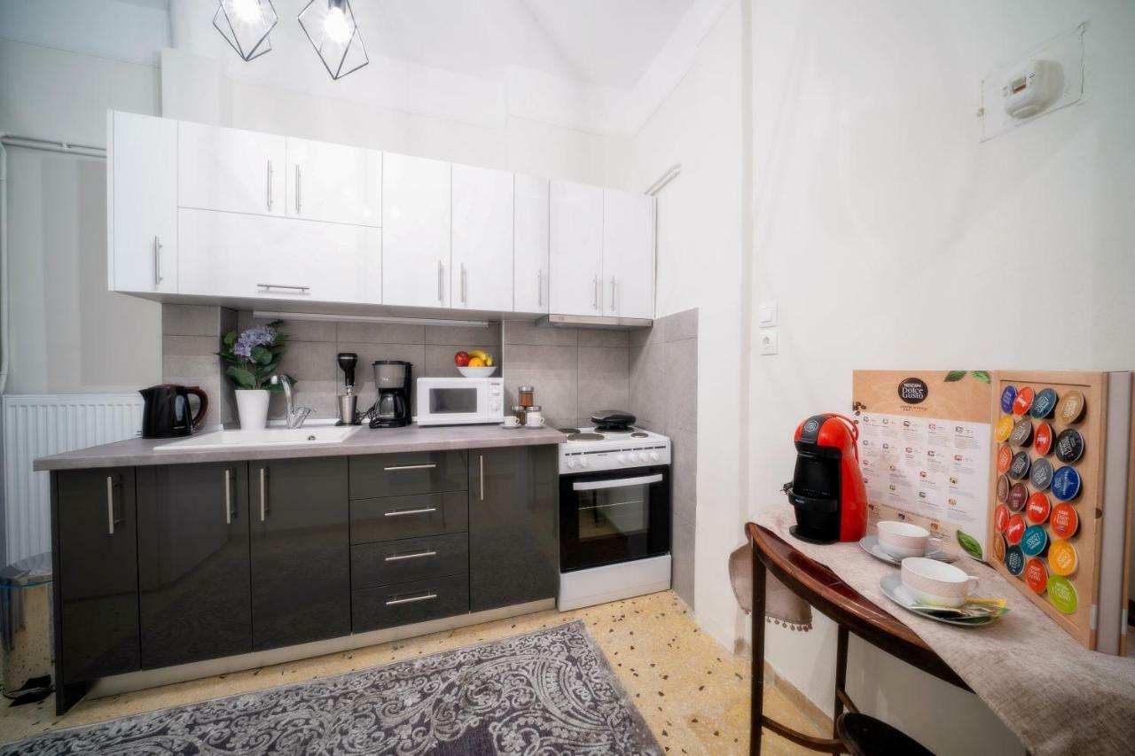 Acropolis Deluxe Apt. Apartman Szaloniki Kültér fotó